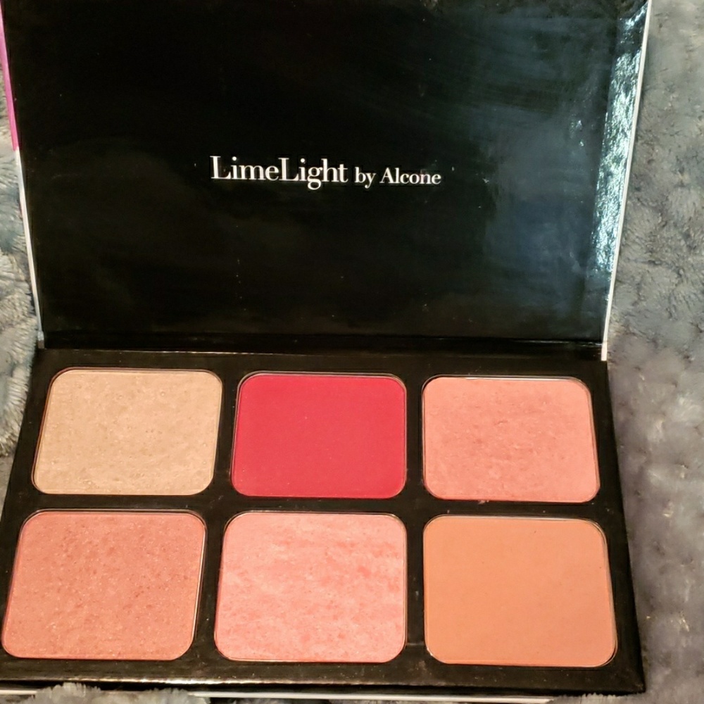 Limelife by Alcone Blush Pallet (6)